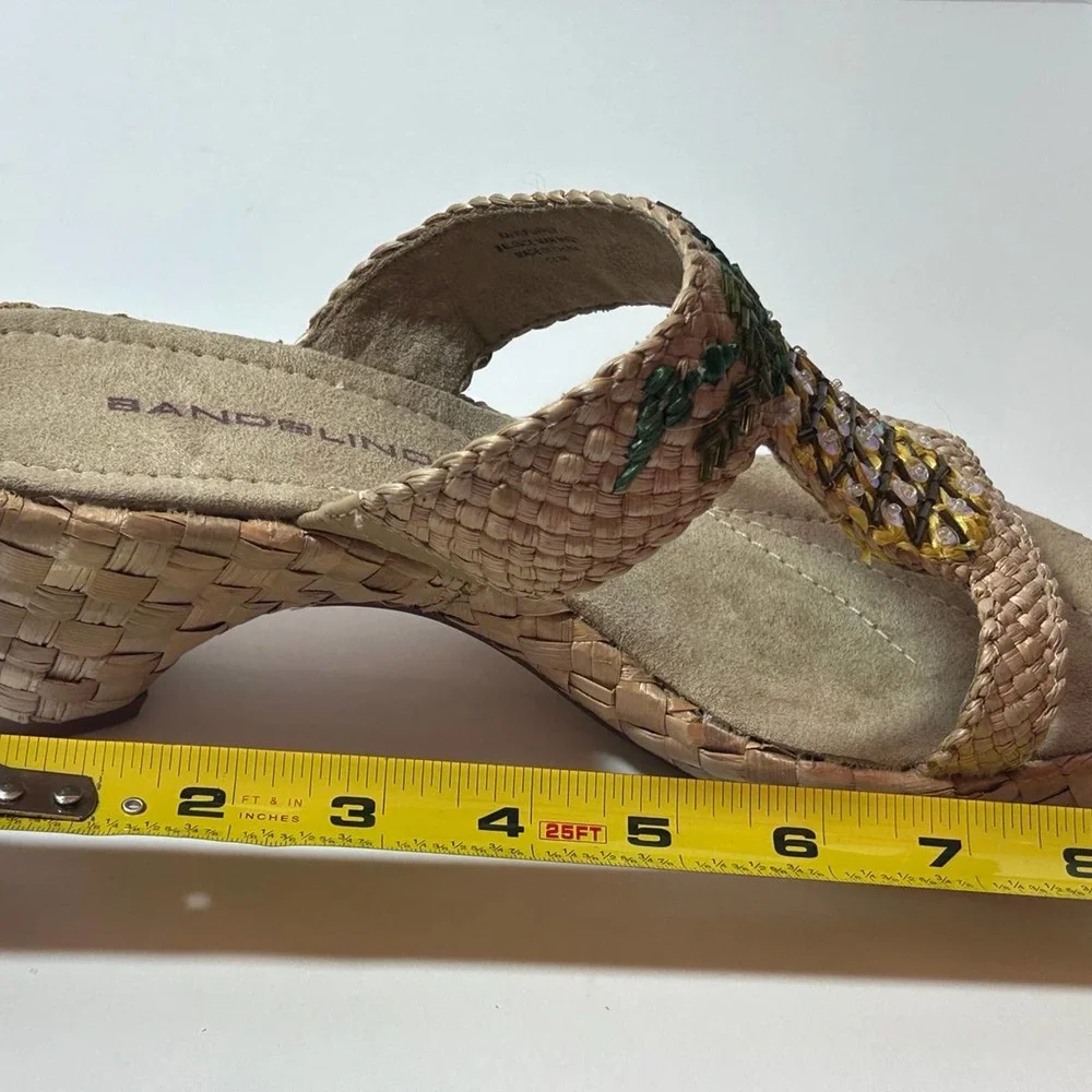 Bandolino~Women’s‎ 7 1/2” Pineapple Whimsical Weaved Wedge Sandals